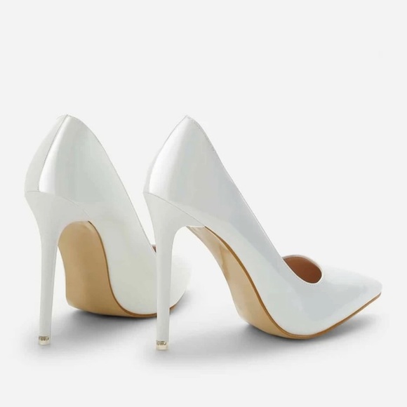 White stilletto heels - Picture 2 of 2